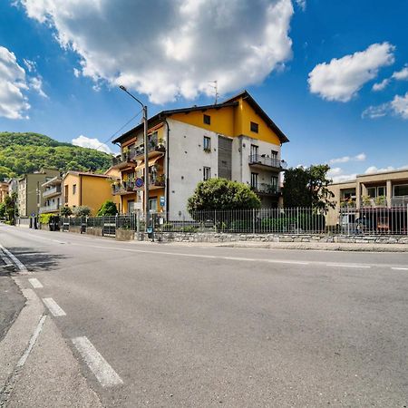 La Mansarda Apartment Комо Екстериор снимка