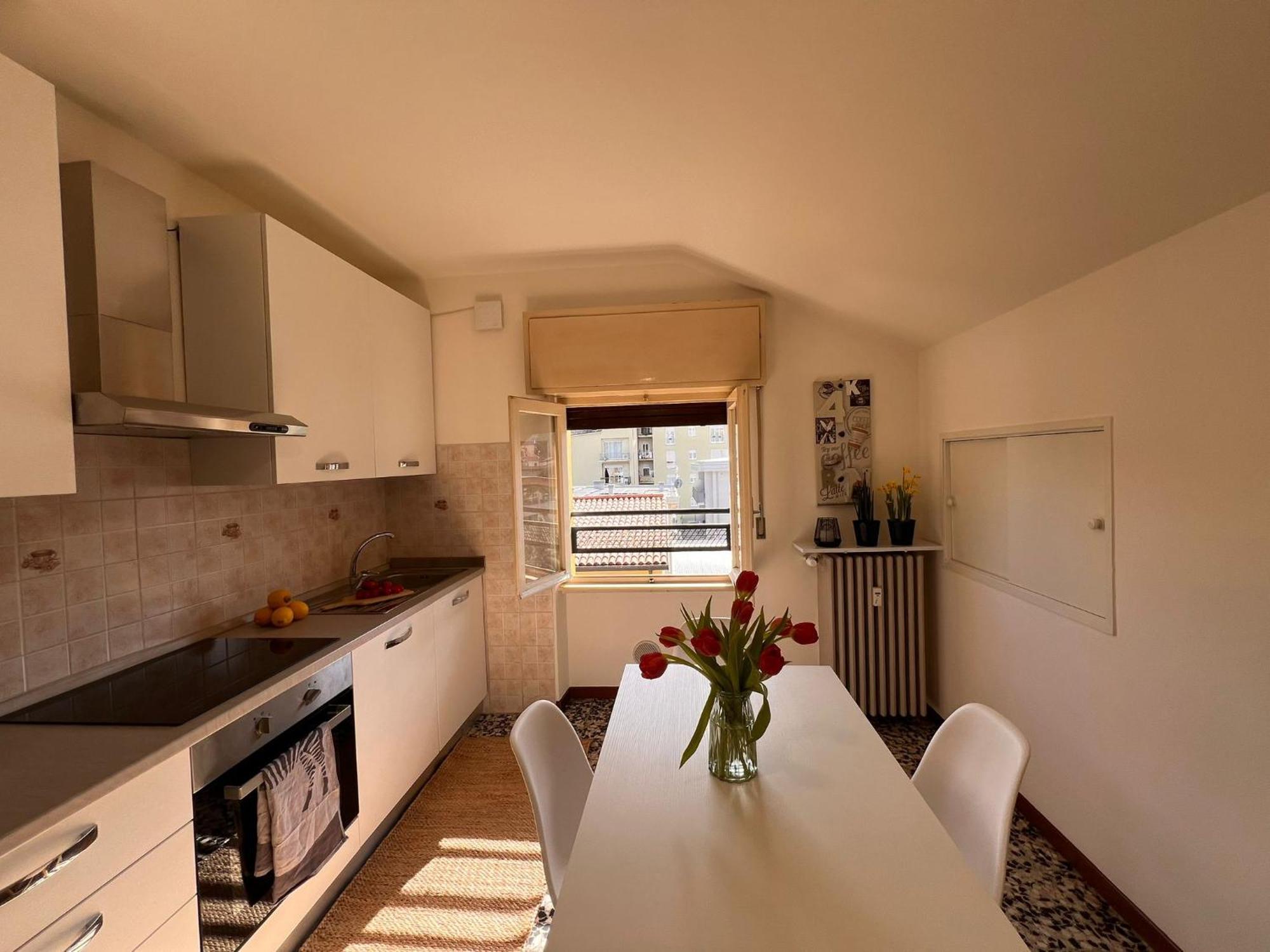La Mansarda Apartment Комо Екстериор снимка