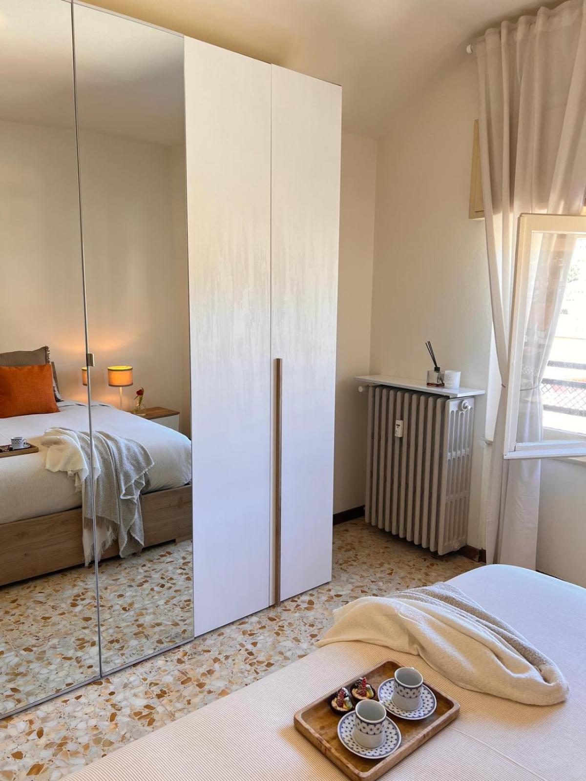La Mansarda Apartment Комо Екстериор снимка