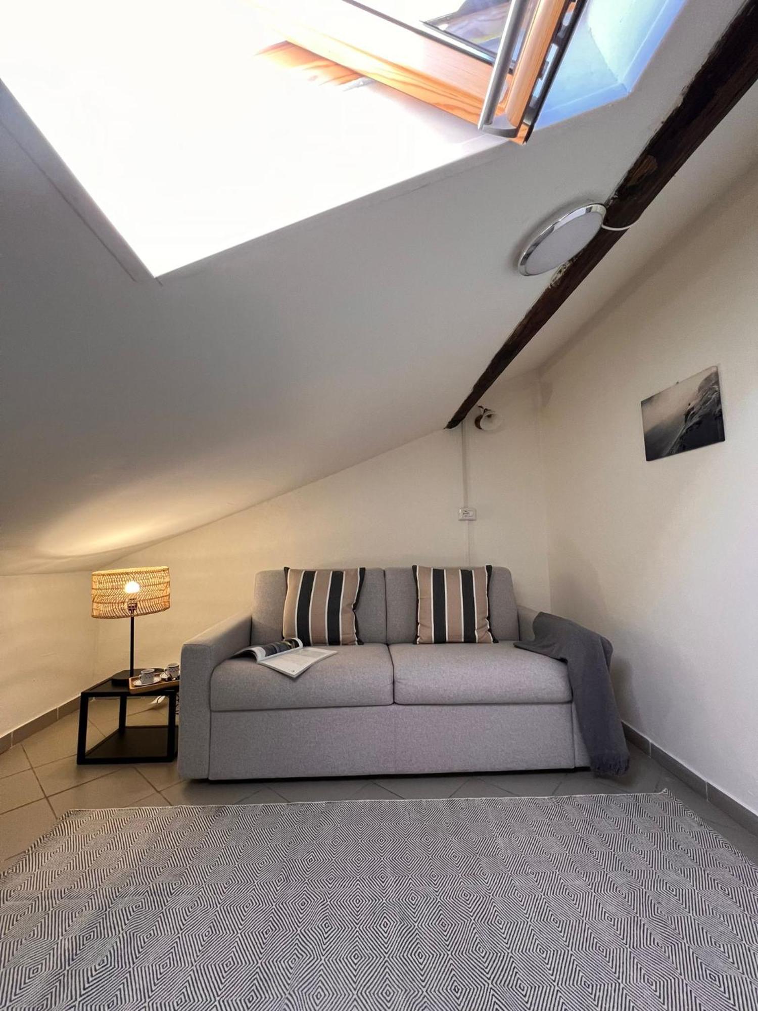La Mansarda Apartment Комо Екстериор снимка