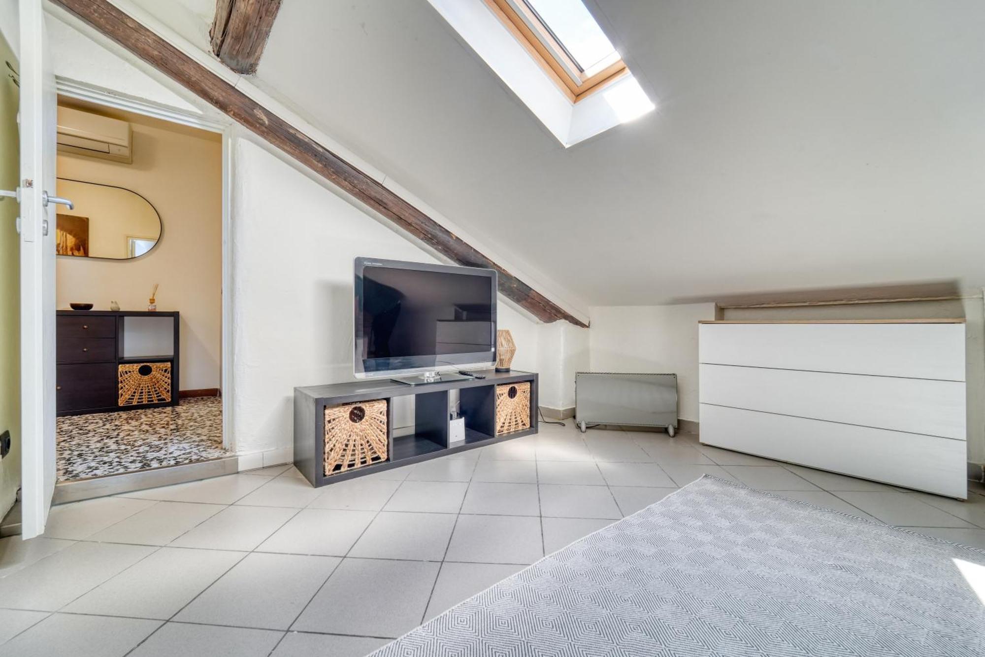 La Mansarda Apartment Комо Екстериор снимка